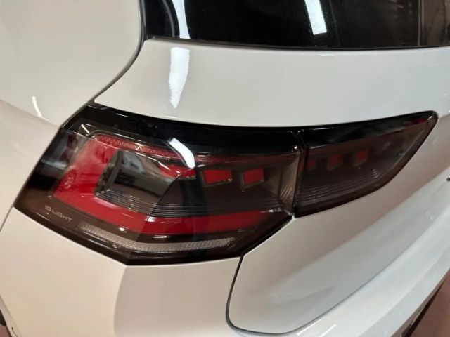 Volkswagen Golf 2.0 TSI 4Motion DSG Golf VIII