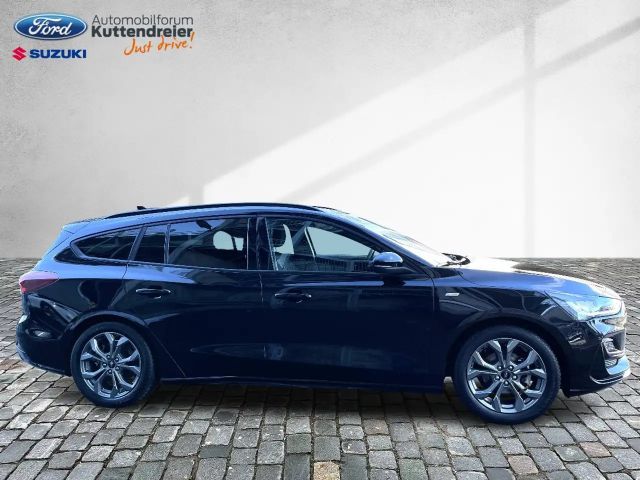 Ford Focus ST Line Wagon