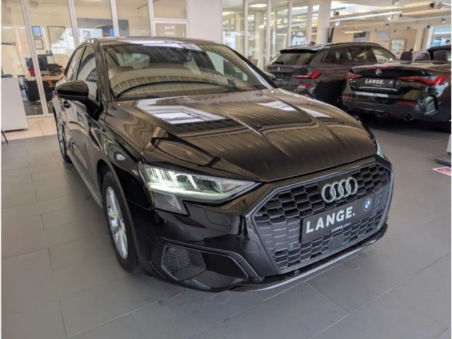 Audi A3 35 TFSI Sedan Sportback