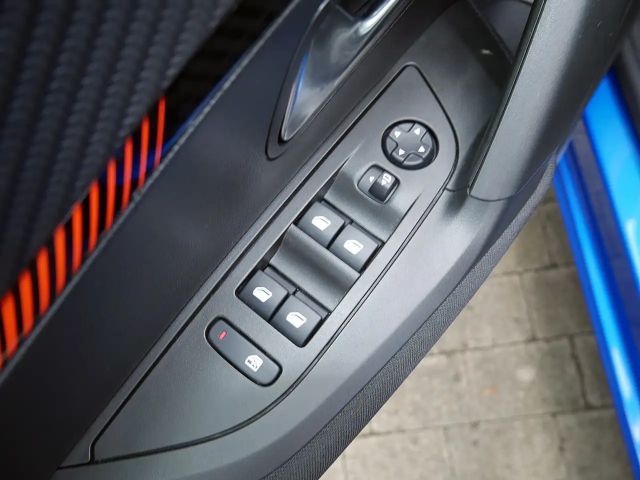 Peugeot E-2008 Active Pack