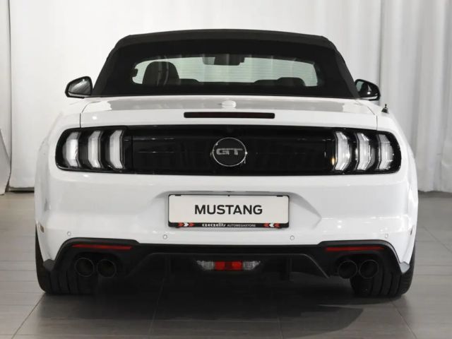 Ford Mustang Convertible GT 5.0 V8