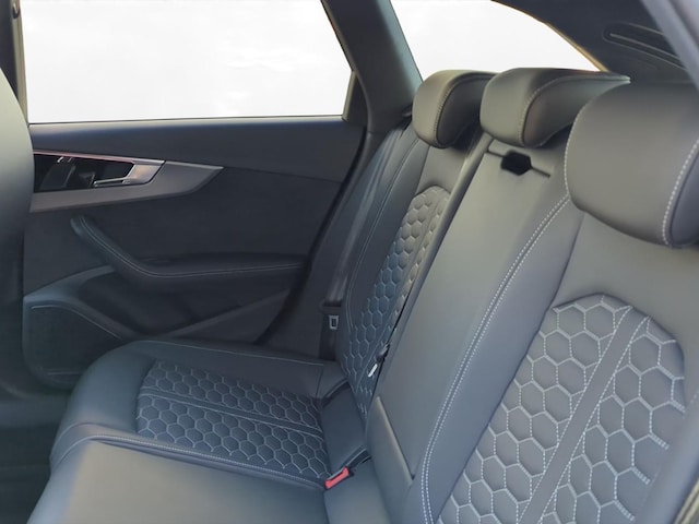 Audi RS4 Avant Quattro