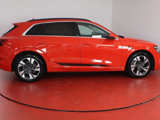 Audi e-tron 55