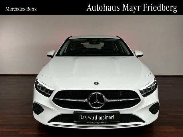 Mercedes-Benz A 200 Progressive