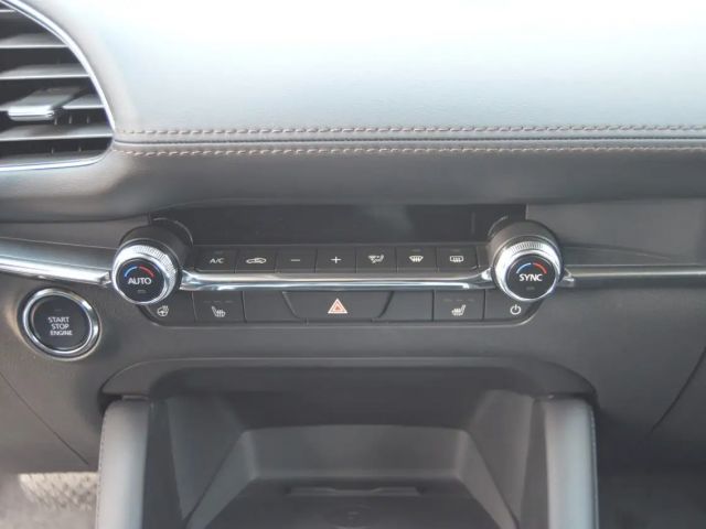 Mazda 3 Exclusive-line