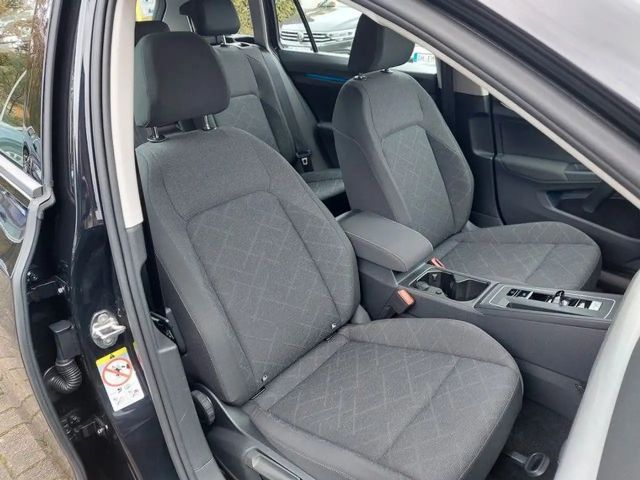 Volkswagen Golf DSG Golf VIII Life Variant