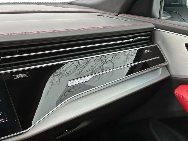Audi Q8 55 TFSI Quattro S-Line