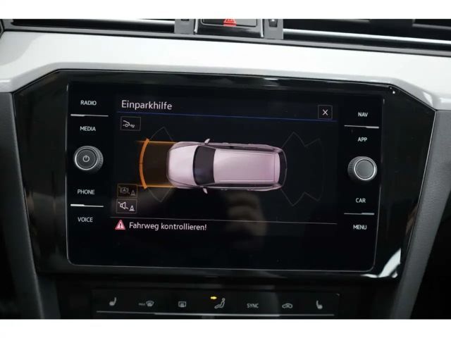 Volkswagen Passat 1.5 TSI Business DSG Variant