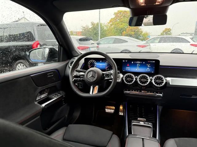 Mercedes-Benz GLB 200 AMG Line