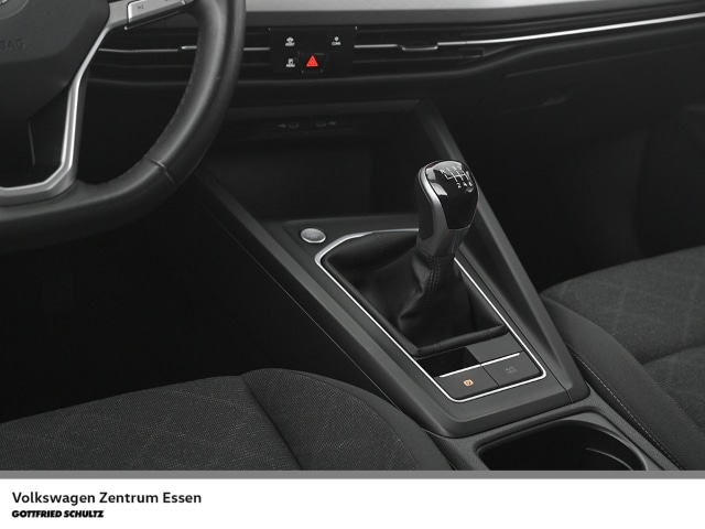 Volkswagen Golf Life Variant