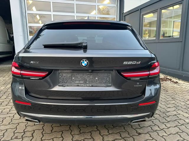 BMW 520 520d Luxury Line xDrive