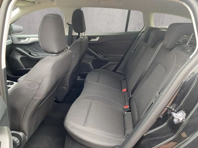 Ford Focus EcoBoost Titanium Wagon