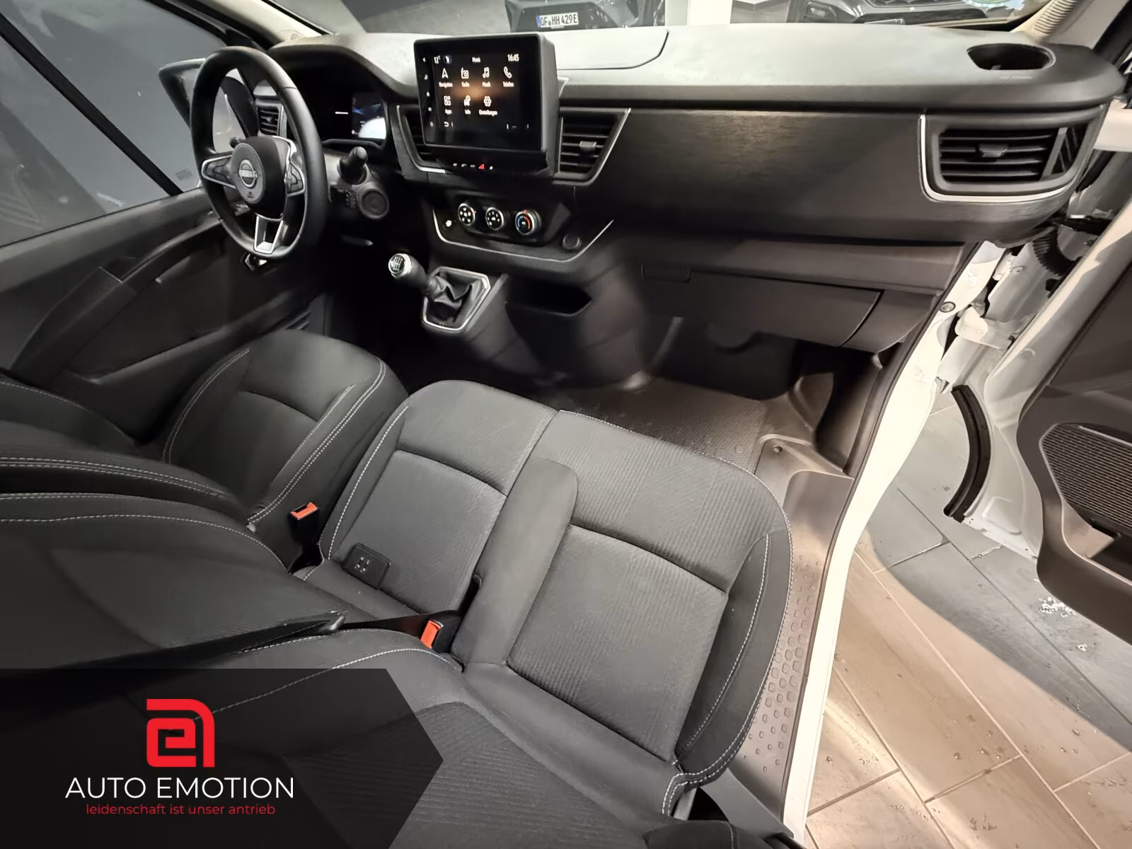 Nissan Primastar Tekna dCi 150