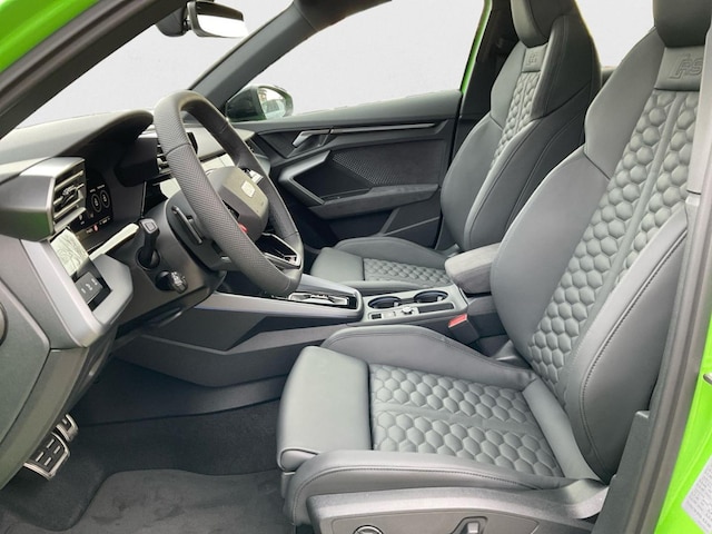 Audi RS3 Quattro S-Tronic Sedan