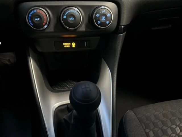 Toyota Yaris 1.0 VVT-i Comfort Hatchback VVT-i