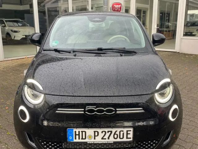 Fiat 500e by Bocelli