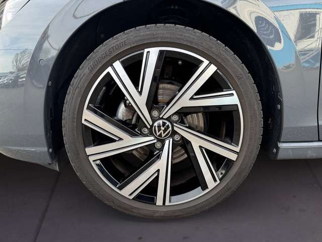 Volkswagen Golf DSG Style