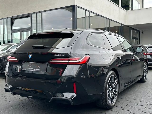 BMW 520 520d M-Sport Touring xDrive
