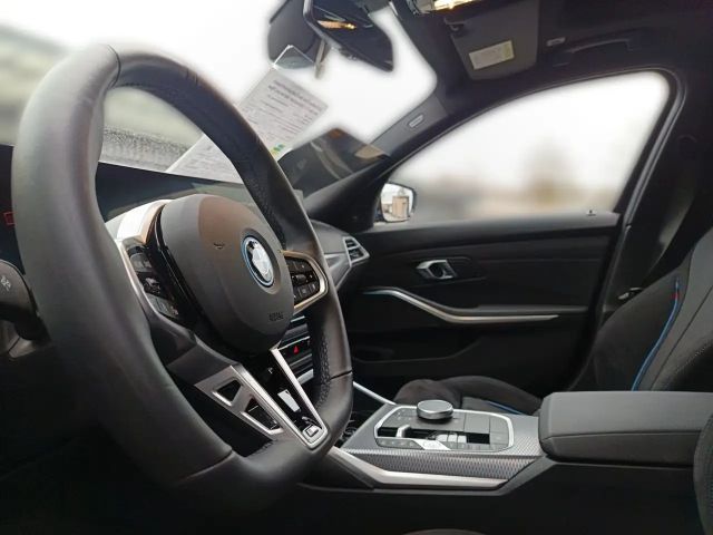 BMW 330 330e M-Sport Touring