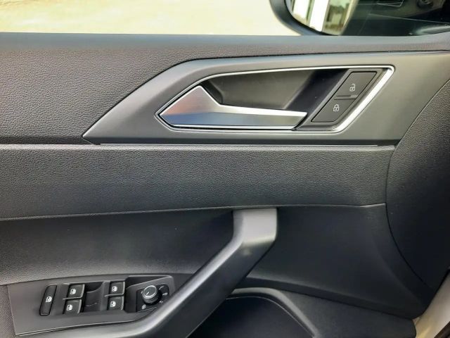 Volkswagen Taigo IQ.Drive R-Line Style