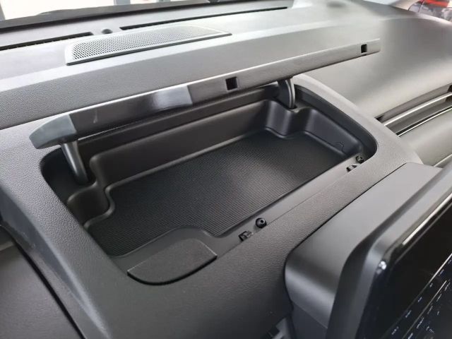 Hyundai Staria Trend