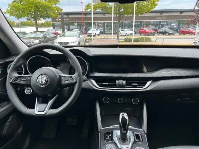 Alfa Romeo Stelvio Q4 Super