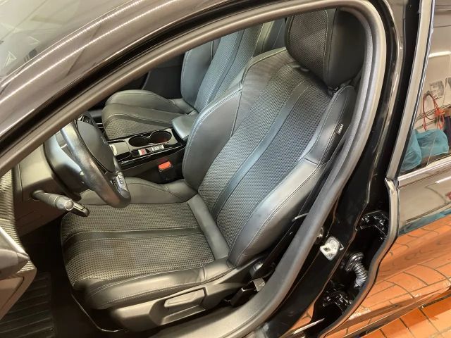 Peugeot E-208 GT-Line