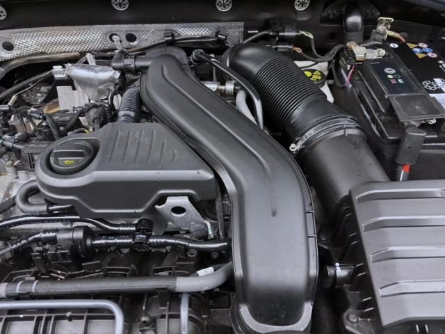 Volkswagen T-Roc 1.5 TSI DSG Life