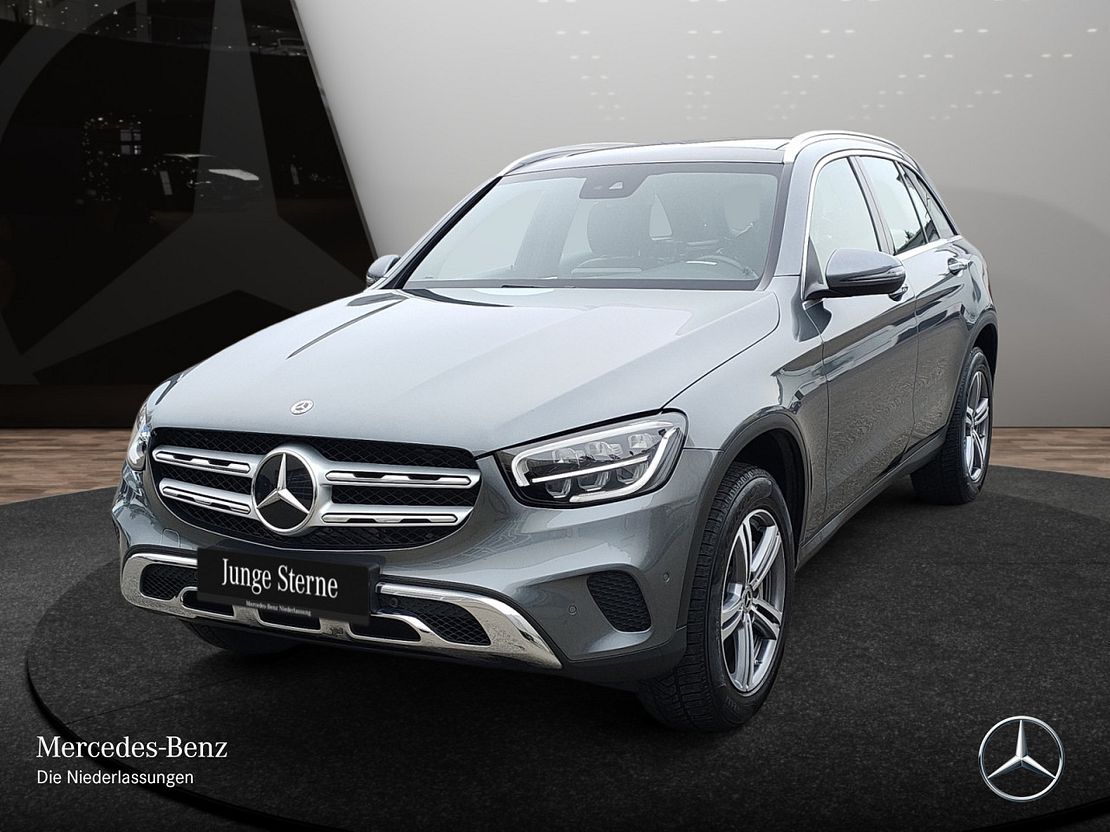 Mercedes-Benz GLC 300 4MATIC AMG Line GLC 300 d