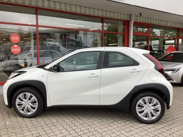 Toyota Aygo X Business Hatchback S-CVT
