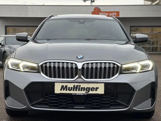 BMW 330 330d M-Sport Touring xDrive