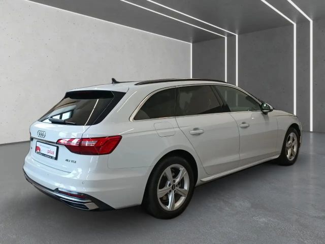 Audi A4 40 TDI Avant S-Tronic