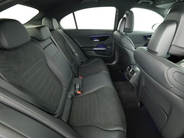 Mercedes-Benz C 220 AMG Line C 220 d Sedan