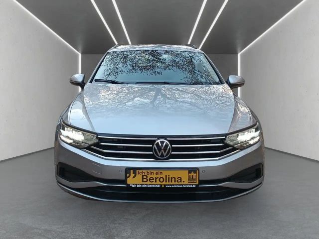 Volkswagen Passat 1.5 TSI Variant