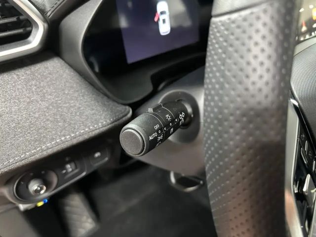 MG ZS Standard range