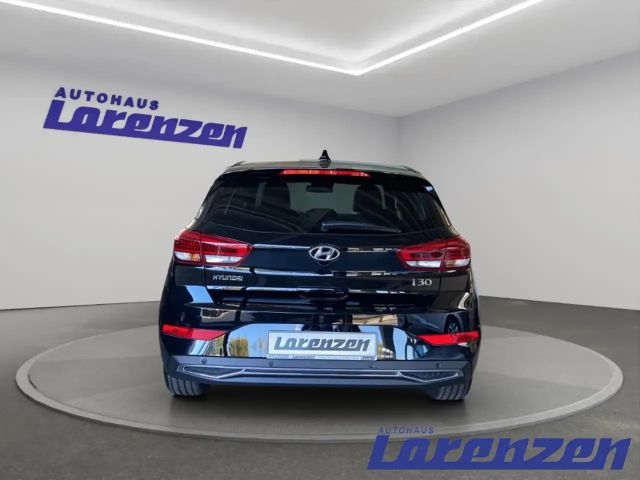 Hyundai i30 1.0 Connect T-GDi