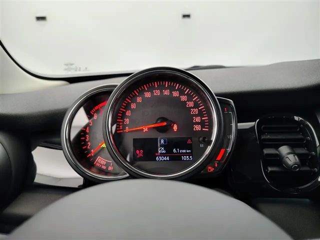 MINI Cooper 1.5A Cooper DCT Camden Edition  Navi / Led / PDC