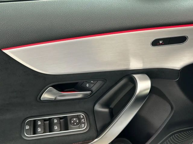 Mercedes-Benz A 180 A 180 d AMG Line Hatchback