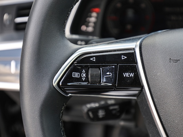 Audi A6 40 TDI Avant S-Tronic