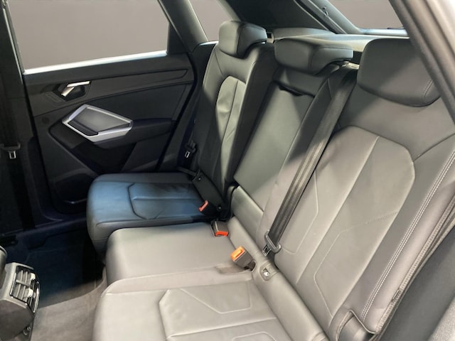 Audi Q3 35 TDI S-Tronic