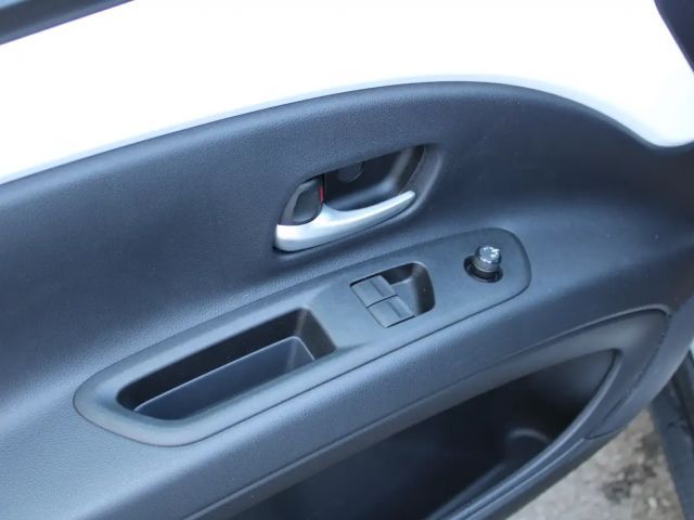 Toyota Aygo 1.0 VVT-i Hatchback Play