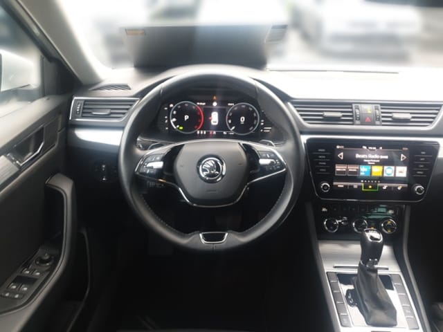 Skoda Superb 2.0 TDI Combi