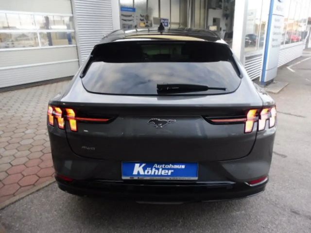 Ford Mustang Mach-E 4x4 AWD Premium