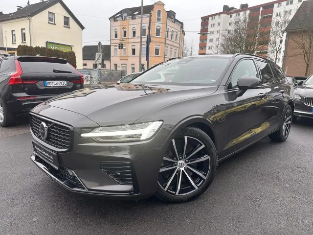 Volvo V60 AWD Dark Plus T6