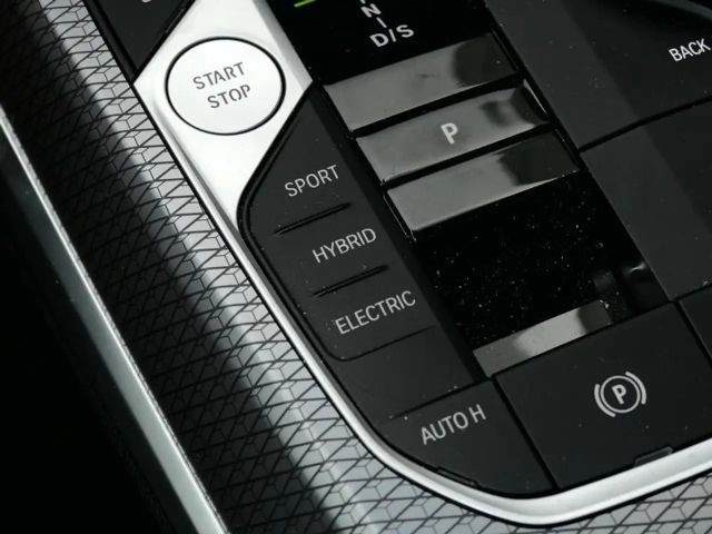 BMW 330 330e M-Sport Sedan