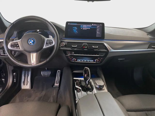BMW 530 530e Touring