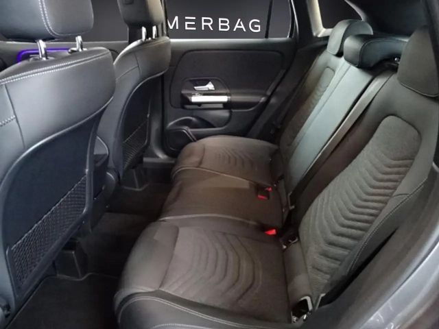 Mercedes-Benz GLA 200 Progressive