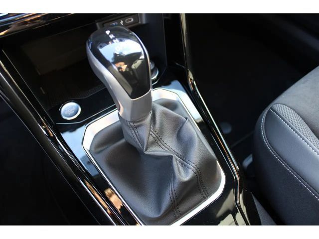 Volkswagen T-Roc IQ.Drive R-Line