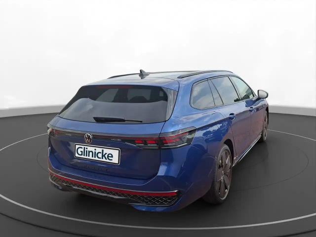 Volkswagen Passat DSG R-Line