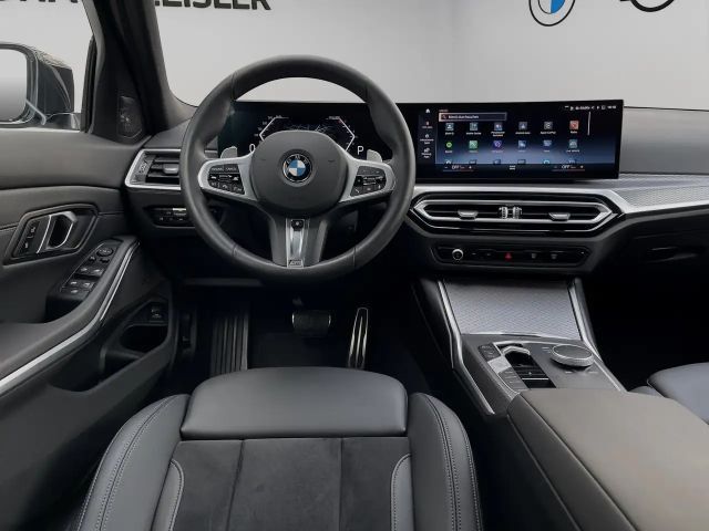 BMW 330 330i M-Sport Sedan xDrive